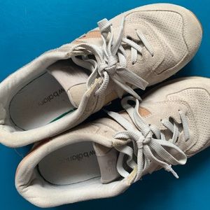 New Balance - gently worn grey/tan shoes